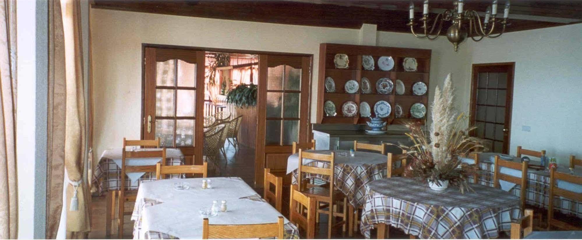 Al Moniz Hotel Agua de Pena Exterior photo